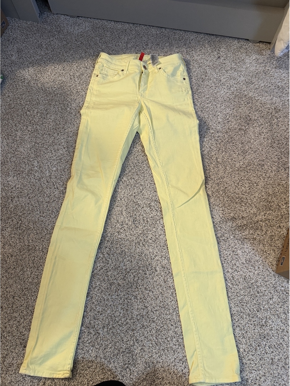 H&M Divided Yellow Skinny Jeans Size 6